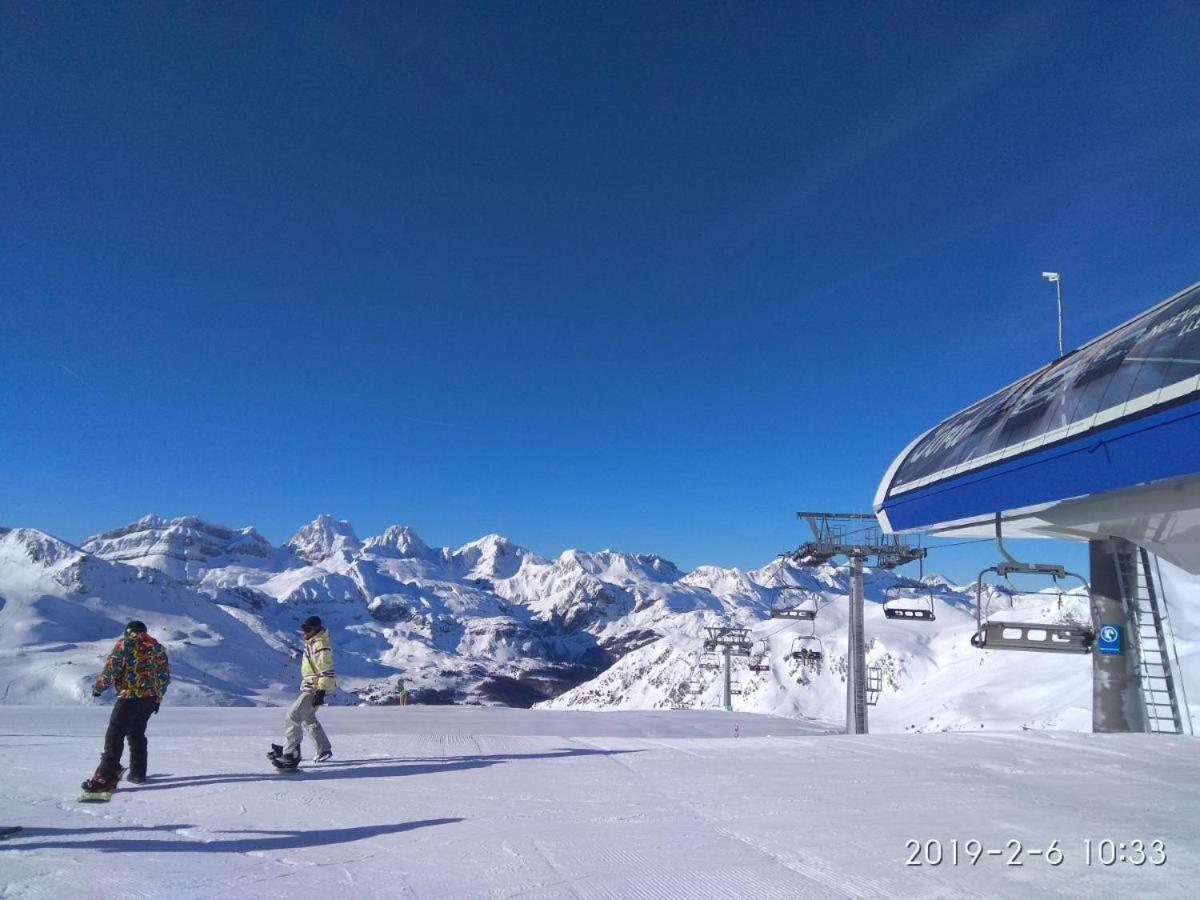 קאנפראנק Acogedor Y Calido Apartamento Con Vistas A La Montana מראה חיצוני תמונה